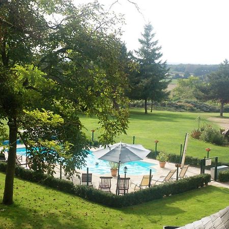 Le Logis Du Pressoir Self Catering Gites In Beautiful 18Th Century Estate In The Heart Of The Loire Valley With Heated Pool And Extensive Grounds. Les Bois-d'Anjou Exterior foto