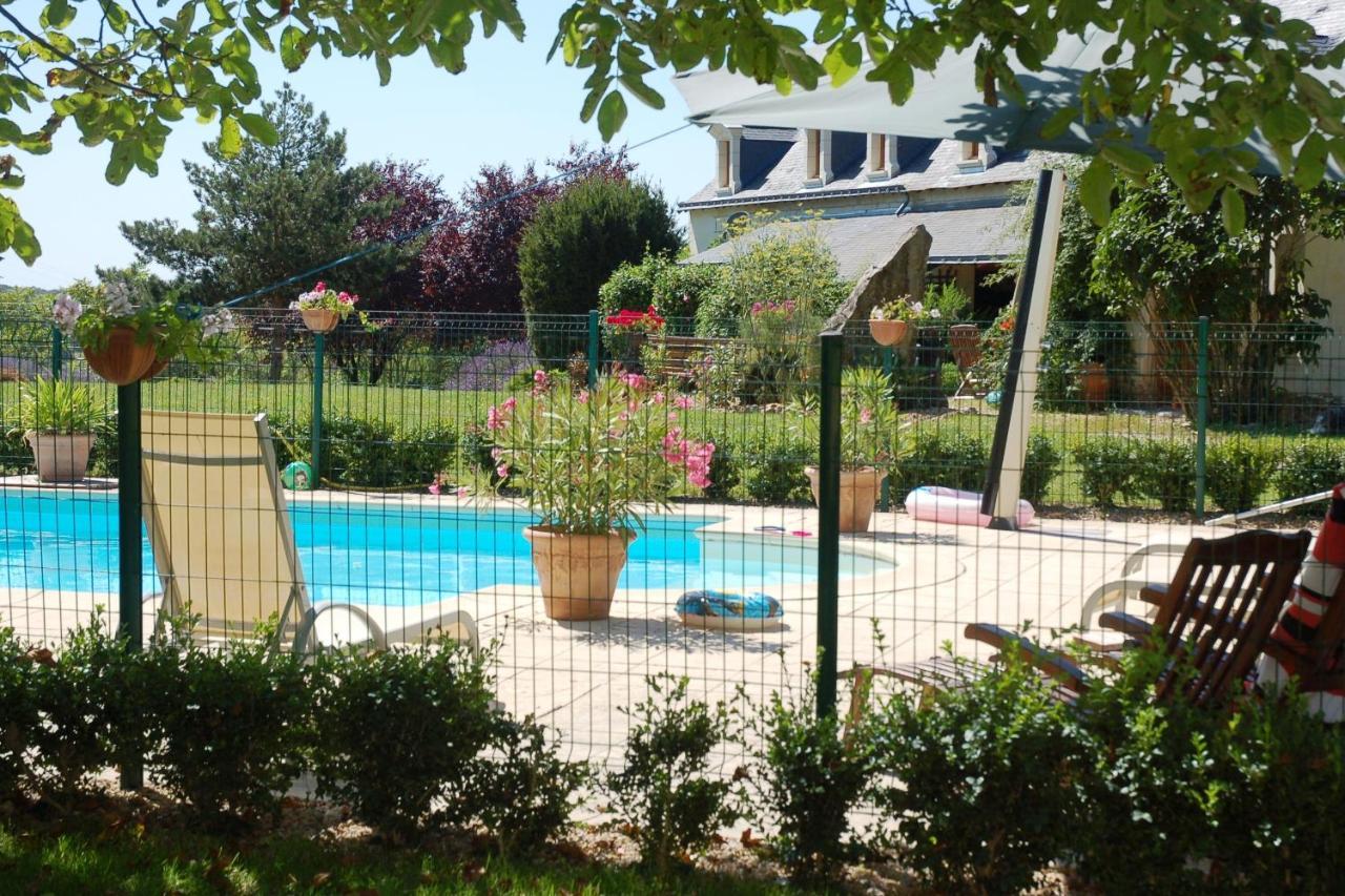 Le Logis Du Pressoir Self Catering Gites In Beautiful 18Th Century Estate In The Heart Of The Loire Valley With Heated Pool And Extensive Grounds. Les Bois-d'Anjou Exterior foto