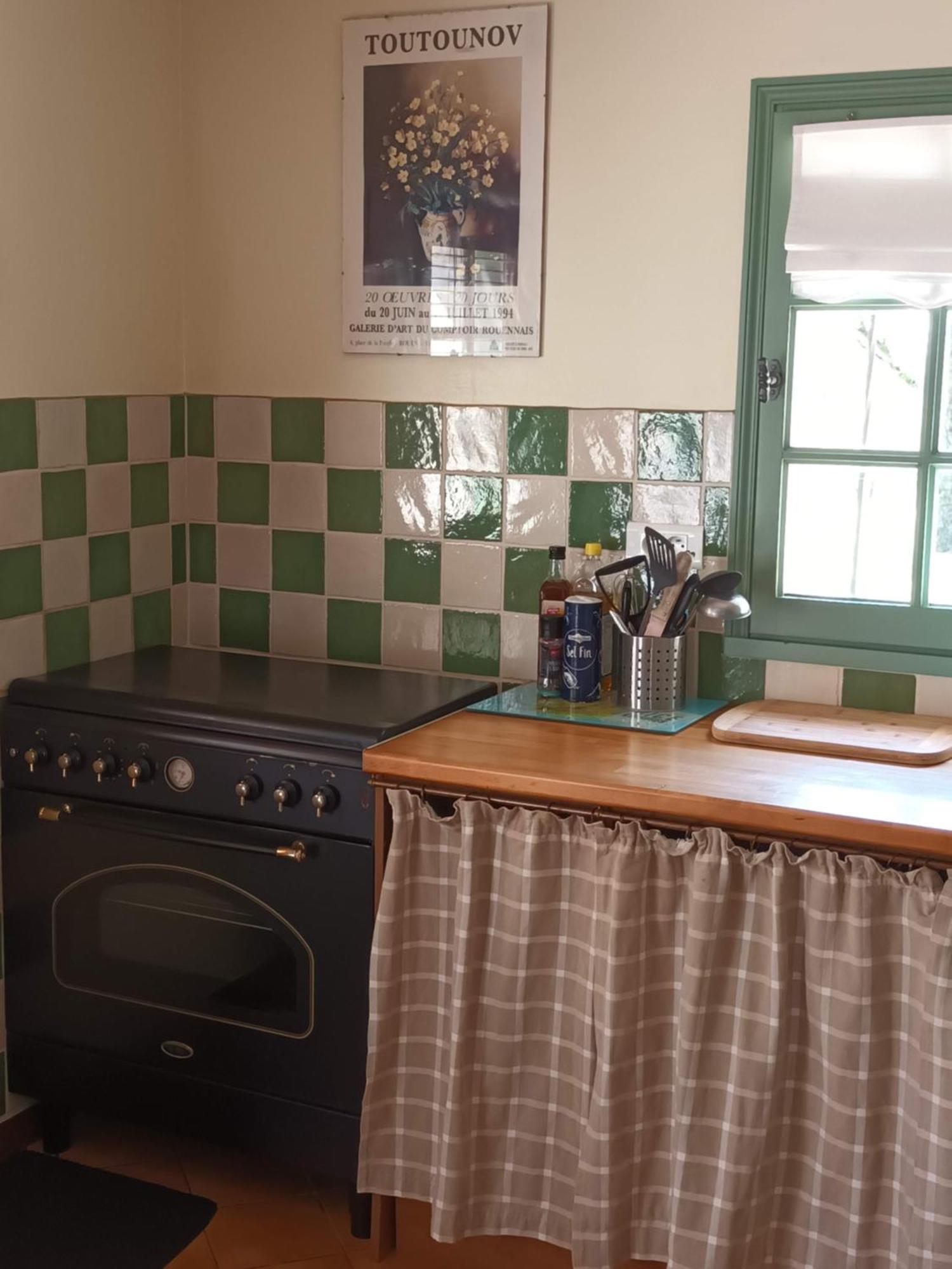 Le Logis Du Pressoir Self Catering Gites In Beautiful 18Th Century Estate In The Heart Of The Loire Valley With Heated Pool And Extensive Grounds. Les Bois-d'Anjou Habitación foto